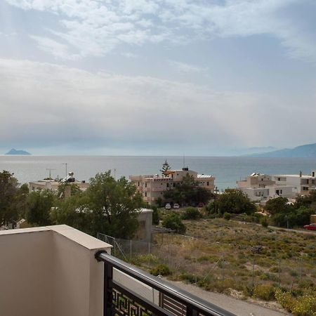 Sofia Apartment, With Sea & Mountain View 칼라마키 외부 사진
